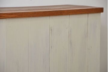 アンティーク家具　アンティークペイント　気泡ガラス入り!脚付きキャビネット