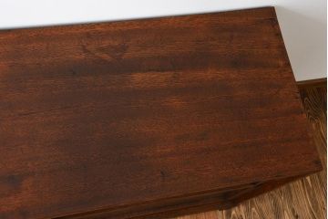 アンティーク家具　アンティーク　モールガラス入り!古い木製の脚付き引き戸収納棚