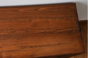 アンティーク家具　アンティーク　古い木製の和風な鉄脚ローボード(2)