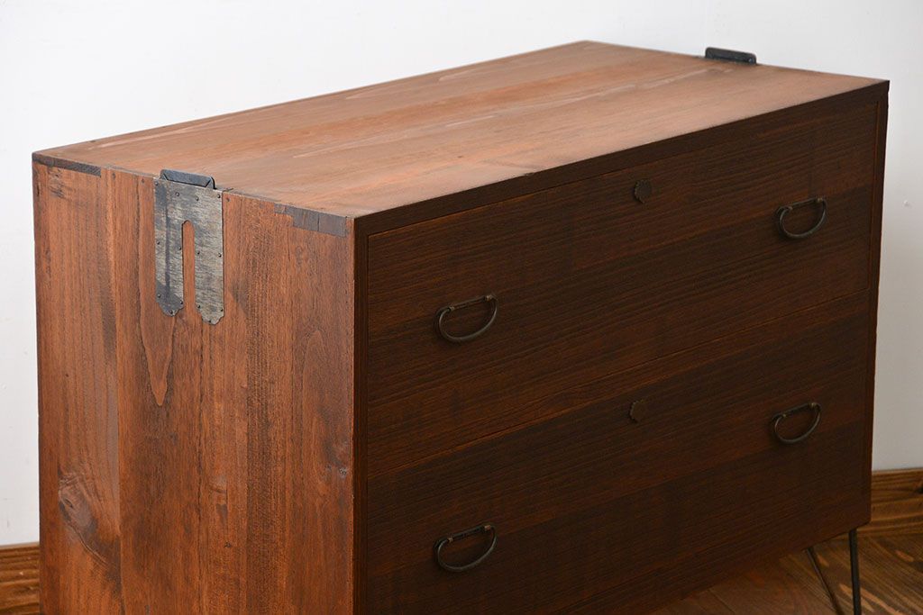 アンティーク家具　アンティーク　古い木製の和風な鉄脚ローボード(2)