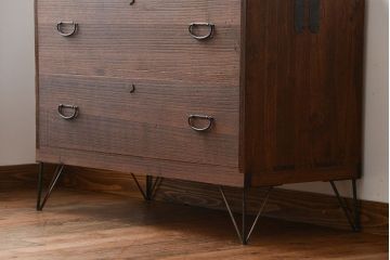 アンティーク家具　アンティーク　古い木製の和風な鉄脚ローボード(2)