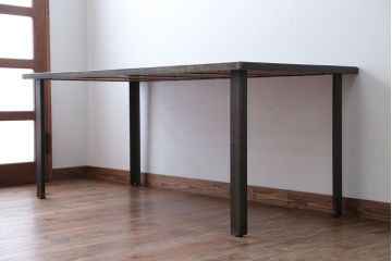ラフジュ工房オリジナル　古材天板の6人用鉄脚ダイニングテーブル