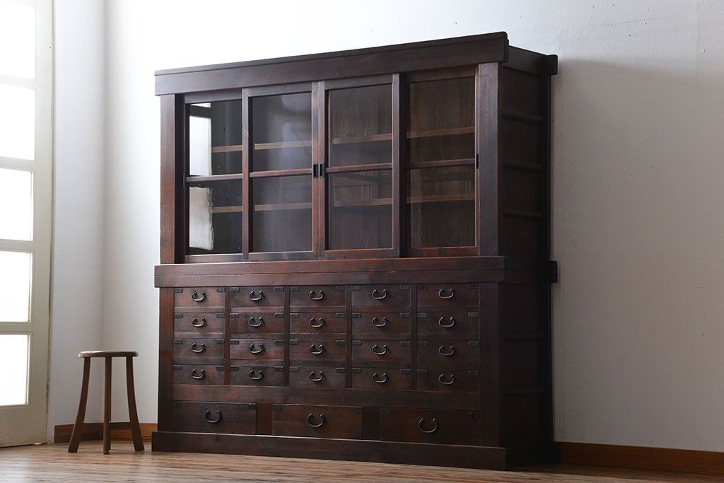 アンティーク家具　古民具・骨董　高級!4枚引き戸の重ね収納棚(水屋箪笥)