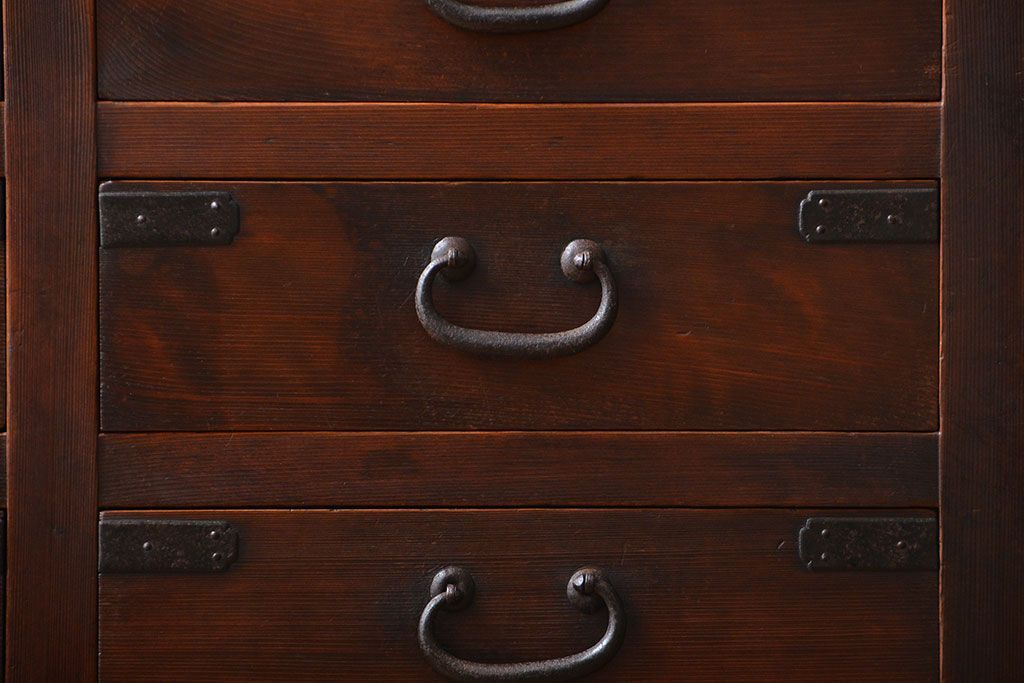 アンティーク家具　古民具・骨董　高級!4枚引き戸の重ね収納棚(水屋箪笥)