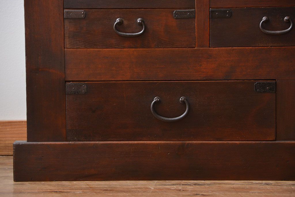 アンティーク家具　古民具・骨董　高級!4枚引き戸の重ね収納棚(水屋箪笥)