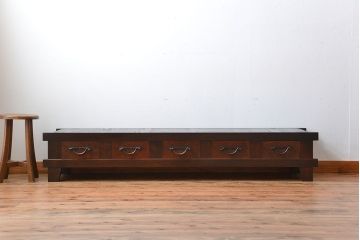 アンティーク家具　古民具・骨董　脚付き!時代箪笥テレビボード(水屋箪笥、ローボード、テレビ台、キャビネット、収納棚)(1)