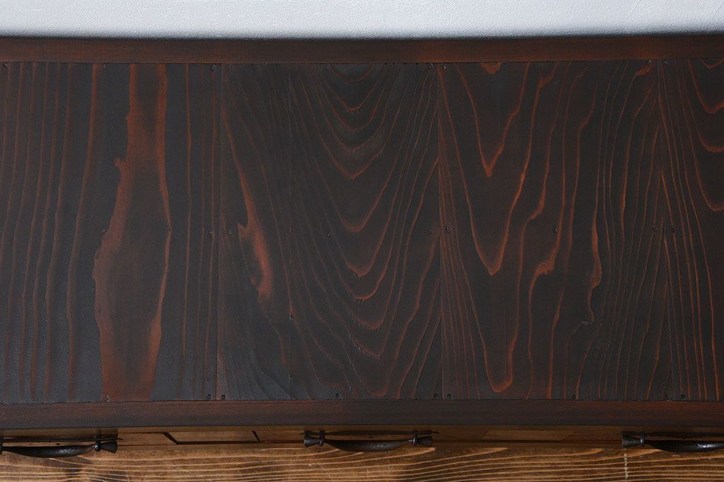 アンティーク家具　古民具・骨董　脚付き!時代箪笥テレビボード(水屋箪笥、ローボード、テレビ台、キャビネット、収納棚)(1)