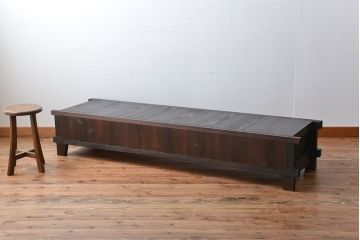 アンティーク家具　古民具・骨董　脚付き!時代箪笥テレビボード(水屋箪笥、ローボード、テレビ台、キャビネット、収納棚)(2)