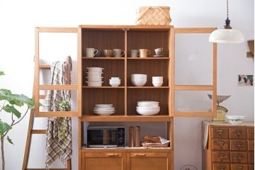 ヴィンテージ家具　1960年代　ビンテージ品　北欧風デザインのカップボード(食器棚)