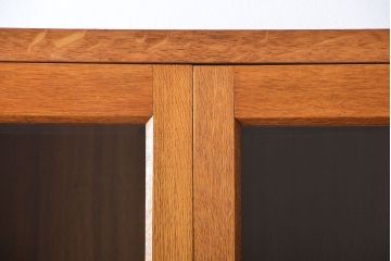 ヴィンテージ家具　1960年代　ビンテージ品　北欧風デザインのカップボード(食器棚)