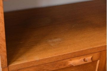 ヴィンテージ家具　1960年代　ビンテージ品　北欧風デザインのカップボード(食器棚)