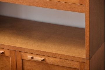 ヴィンテージ家具　1960年代　ビンテージ品　北欧風デザインのカップボード(食器棚)