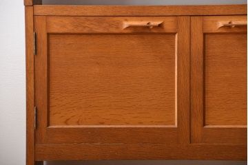 ヴィンテージ家具　1960年代　ビンテージ品　北欧風デザインのカップボード(食器棚)