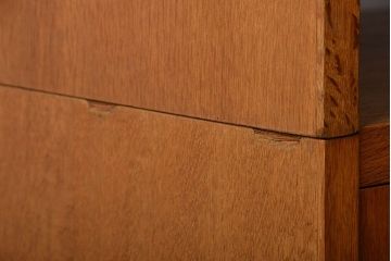 ヴィンテージ家具　1960年代　ビンテージ品　北欧風デザインのカップボード(食器棚)