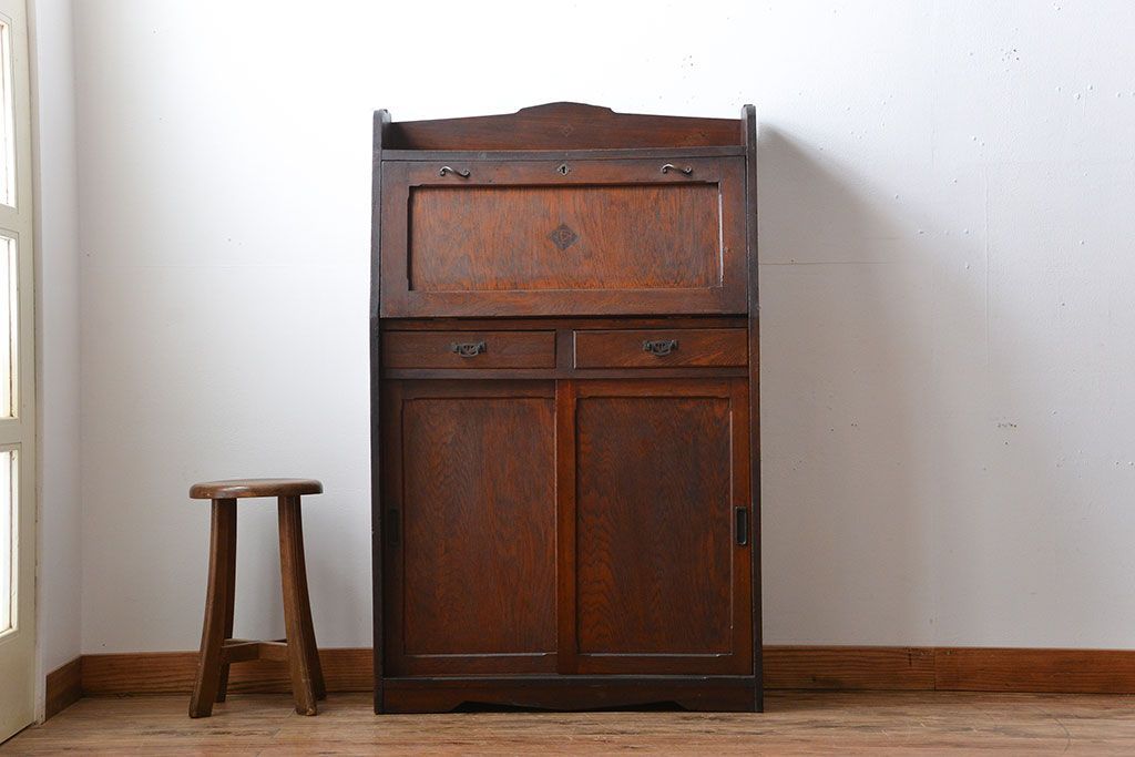 アンティーク家具　和製アンティーク　古い木製のライティングビューロー