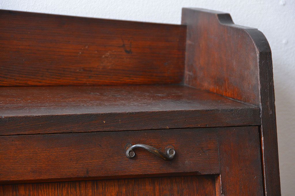 アンティーク家具　和製アンティーク　古い木製のライティングビューロー