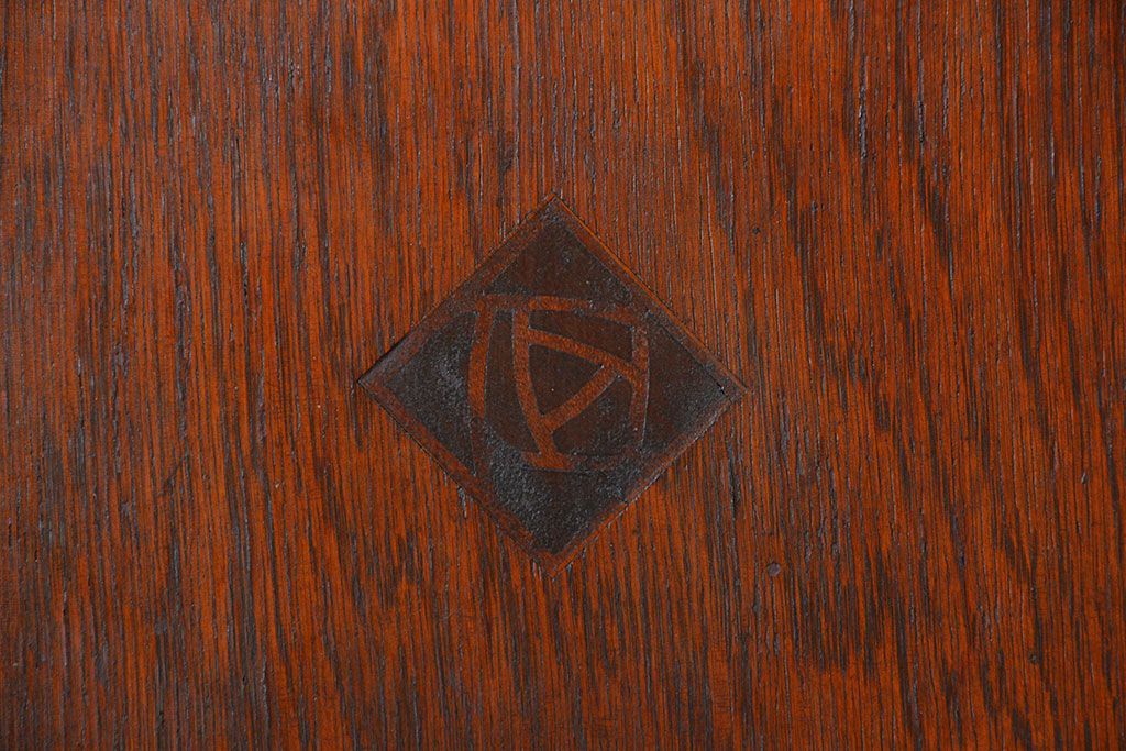 アンティーク家具　和製アンティーク　古い木製のライティングビューロー