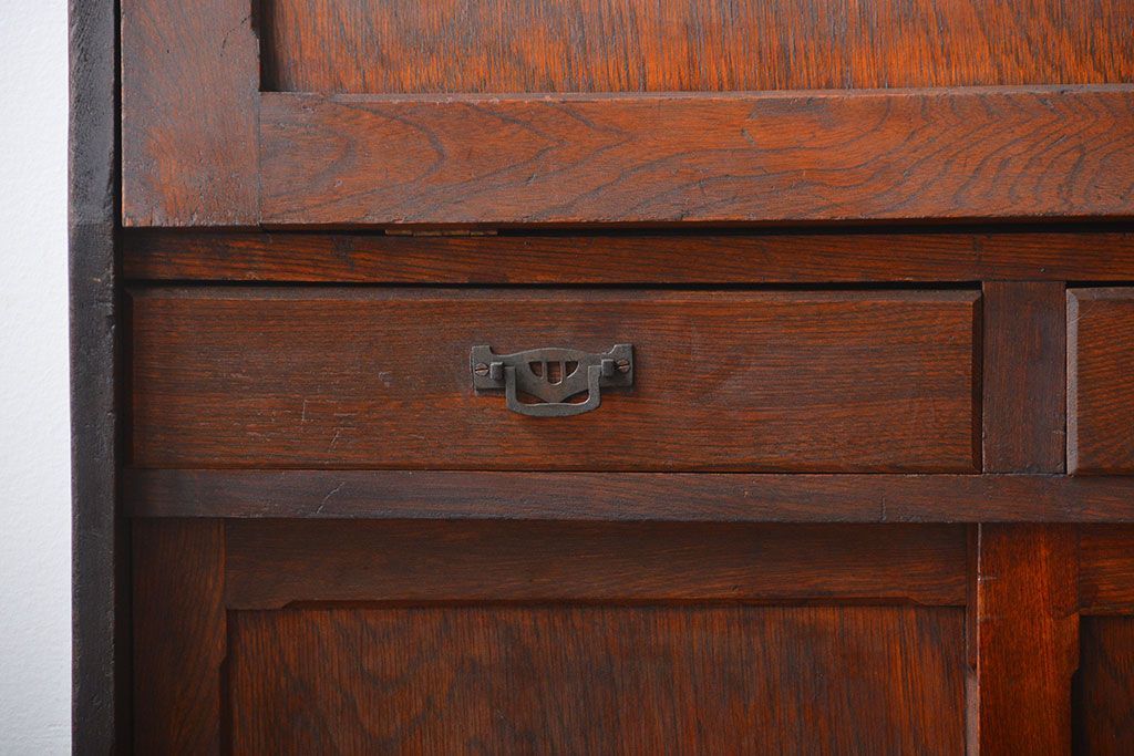 アンティーク家具　和製アンティーク　古い木製のライティングビューロー