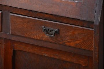 アンティーク家具　和製アンティーク　古い木製のライティングビューロー