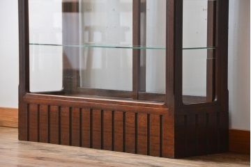 アンティーク家具　大正ロマン　モダンな薄型アンティークガラスケース(ショーケース)