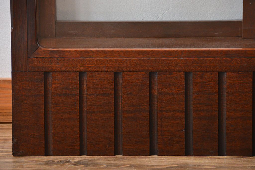 アンティーク家具　大正ロマン　モダンな薄型アンティークガラスケース(ショーケース)