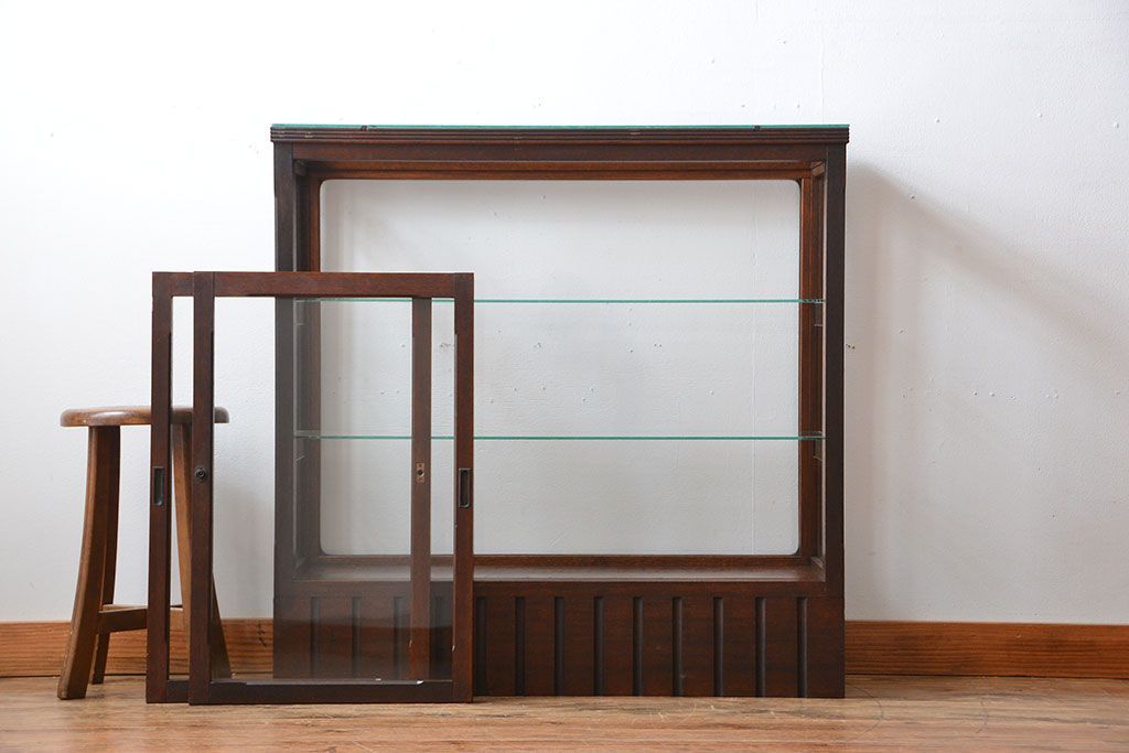 アンティーク家具　大正ロマン　モダンな薄型アンティークガラスケース(ショーケース)