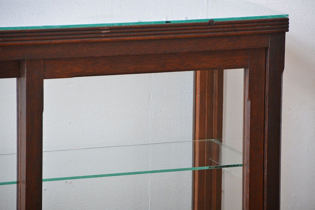 アンティーク家具　大正ロマン　モダンな薄型アンティークガラスケース(ショーケース)