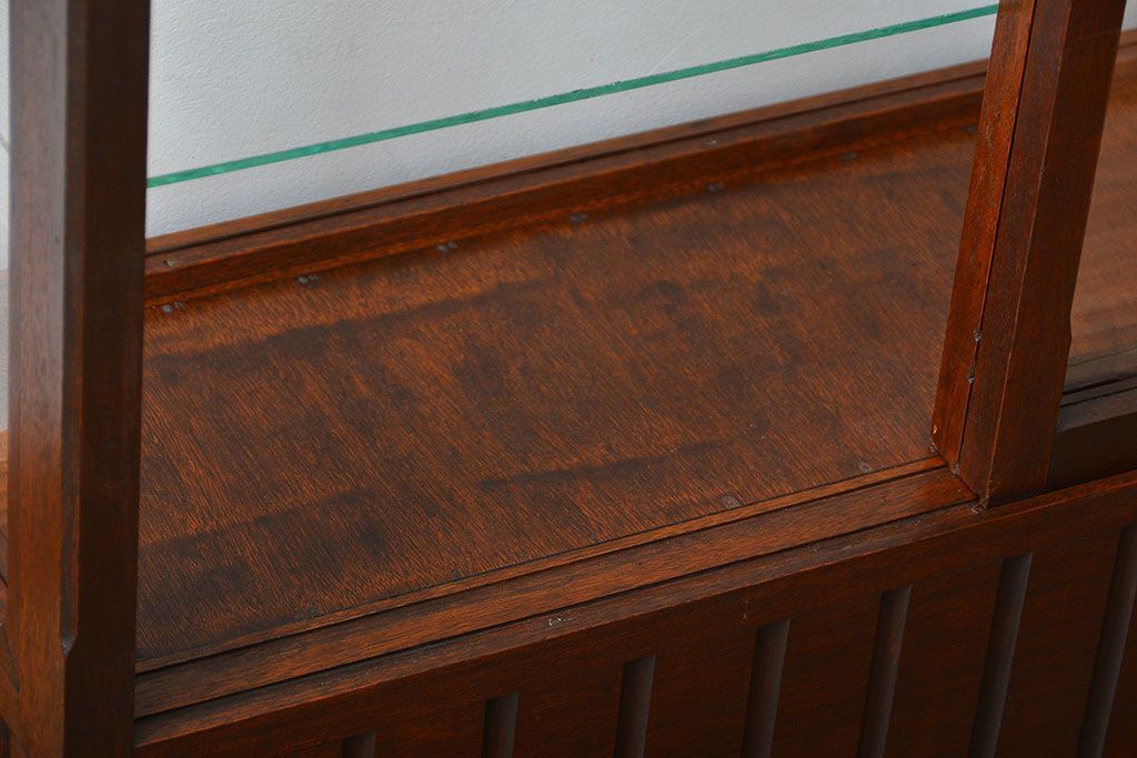 アンティーク家具　大正ロマン　モダンな薄型アンティークガラスケース(ショーケース)