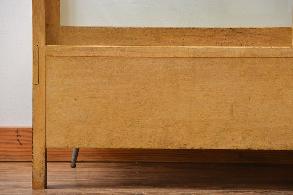 レトロ家具　昭和レトロ　古い木製のアンティークガラスケース(ショーケース)