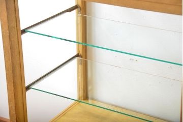 レトロ家具　昭和レトロ　古い木製のアンティークガラスケース(ショーケース)