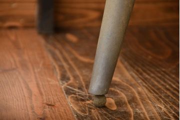 レトロ家具　昭和レトロ　古いナラ材の台形型アンティークガラスケース(ショーケース)