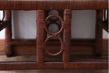 アンティーク家具　大正ロマン　ラタン(籐)製のラグジュアリーなアームチェア(1)