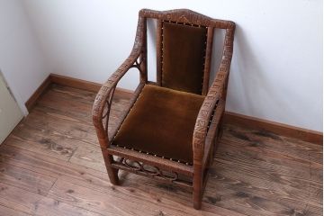アンティーク家具　大正ロマン　ラタン(籐)製のラグジュアリーなアームチェア(2)