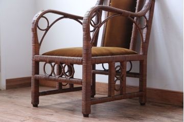 アンティーク家具　大正ロマン　ラタン(籐)製のラグジュアリーなアームチェア(2)