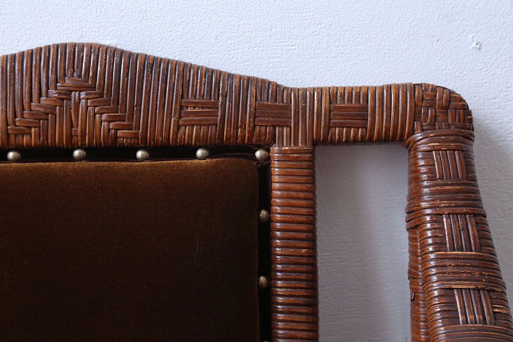 アンティーク家具　大正ロマン　ラタン(籐)製のラグジュアリーなアームチェア(2)