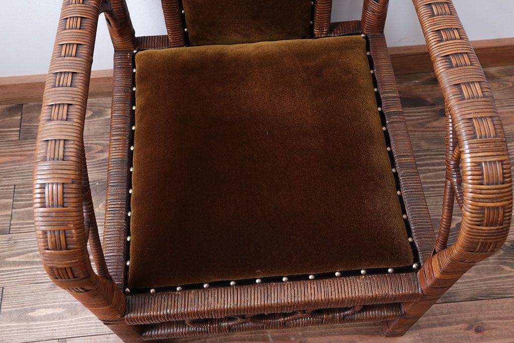 アンティーク家具　大正ロマン　ラタン(籐)製のラグジュアリーなアームチェア(2)