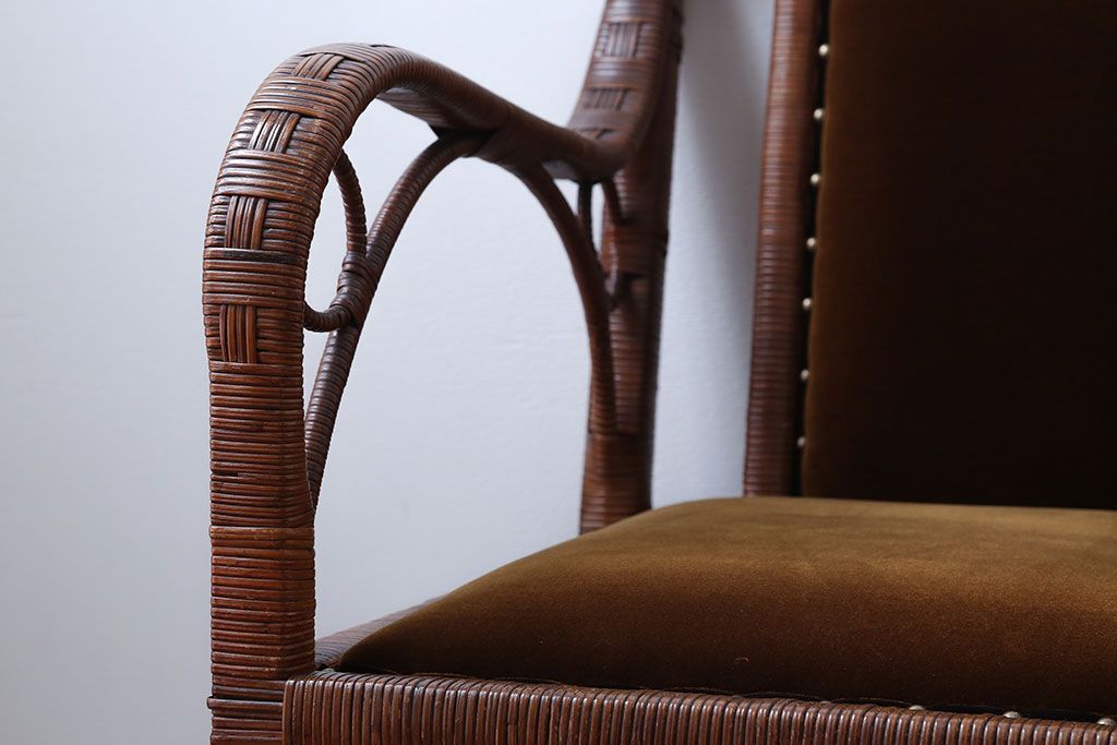 アンティーク家具　大正ロマン　ラタン(籐)製のラグジュアリーなアームチェア(2)