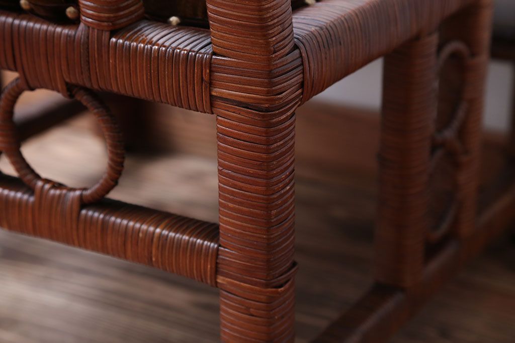 アンティーク家具　大正ロマン　ラタン(籐)製のラグジュアリーなアームチェア(2)