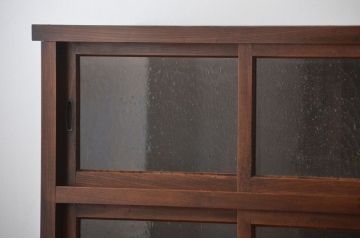 アンティーク家具　古民具・骨董　気泡ガラス入り!前面欅材のアンティーク水屋箪笥