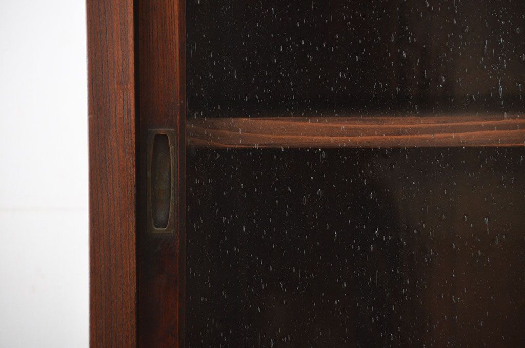 アンティーク家具　古民具・骨董　気泡ガラス入り!前面欅材のアンティーク水屋箪笥