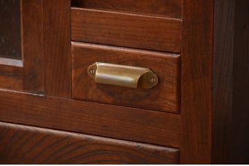 アンティーク家具　古民具・骨董　気泡ガラス入り!前面欅材のアンティーク水屋箪笥