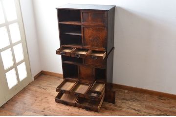 アンティーク家具　古民具・骨董　高級品!三方欅材の二段重ね三尺水屋箪笥