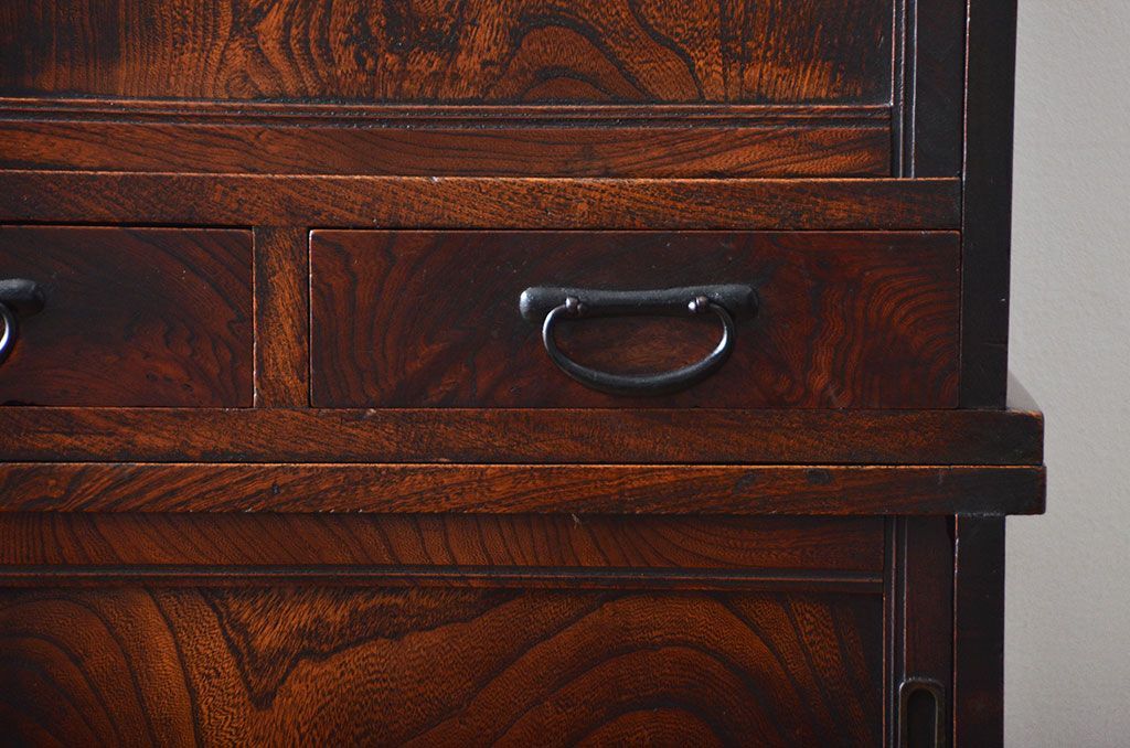 アンティーク家具　古民具・骨董　高級品!三方欅材の二段重ね三尺水屋箪笥