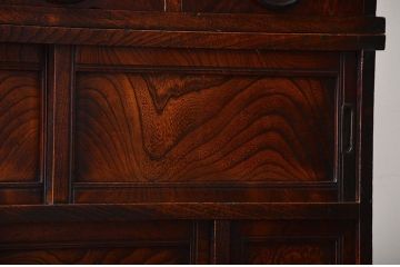 アンティーク家具　古民具・骨董　高級品!三方欅材の二段重ね三尺水屋箪笥