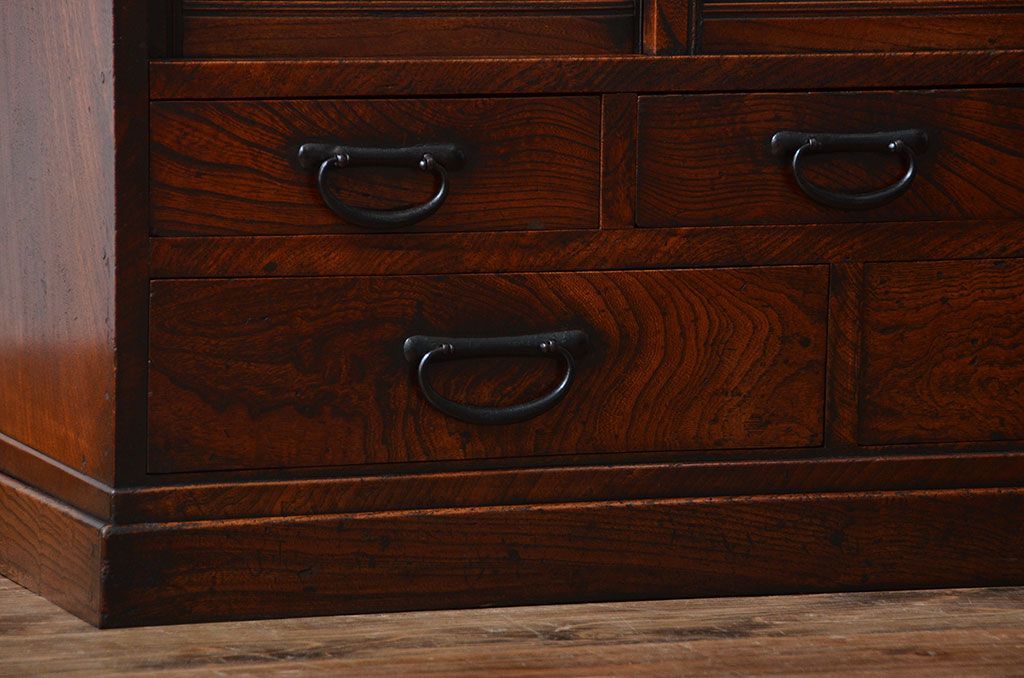 アンティーク家具　古民具・骨董　高級品!三方欅材の二段重ね三尺水屋箪笥