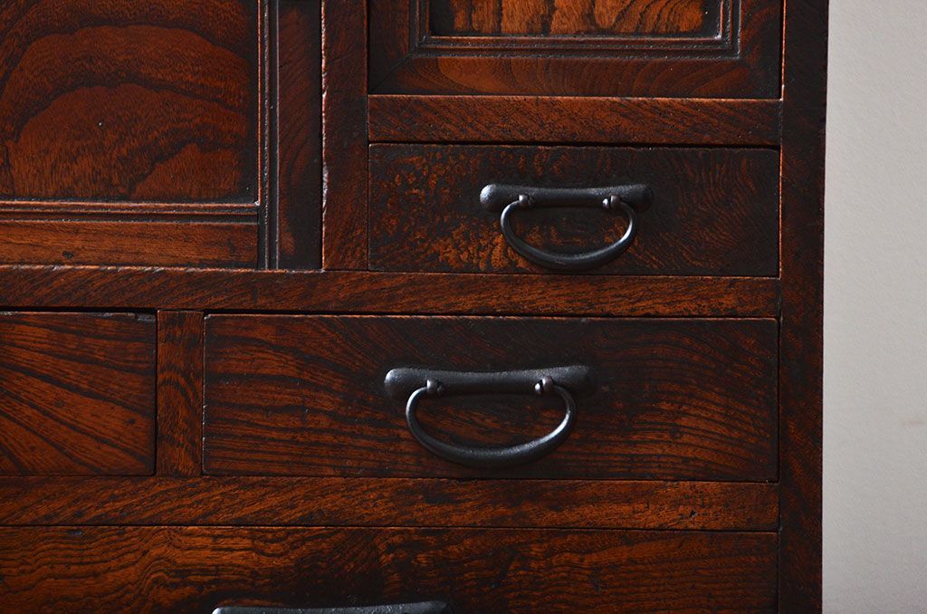 アンティーク家具　古民具・骨董　高級品!三方欅材の二段重ね三尺水屋箪笥