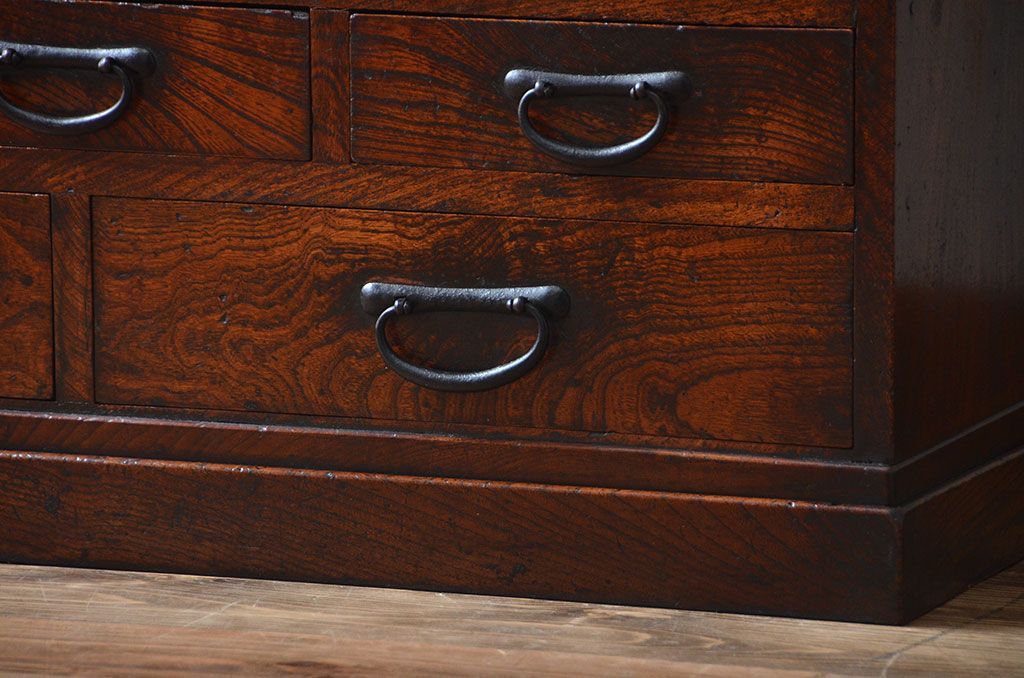 アンティーク家具　古民具・骨董　高級品!三方欅材の二段重ね三尺水屋箪笥