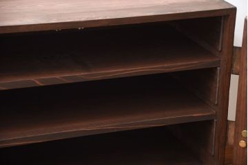 アンティーク家具　和製アンティーク　古い桐材の鉄脚付きローボード(2)