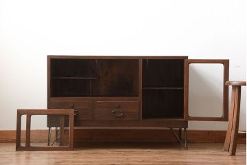 アンティーク家具　和製アンティーク　古い桐材の鉄脚付きローボード(3)