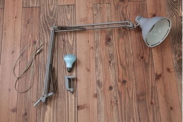 昭和レトロ　山田照明　シンプルな古いZライト(2)